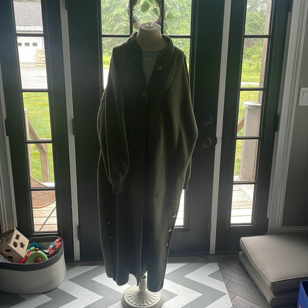 Vintage Geiger Collections Austria Green Button Side Sweater Coat Bell Sleeve